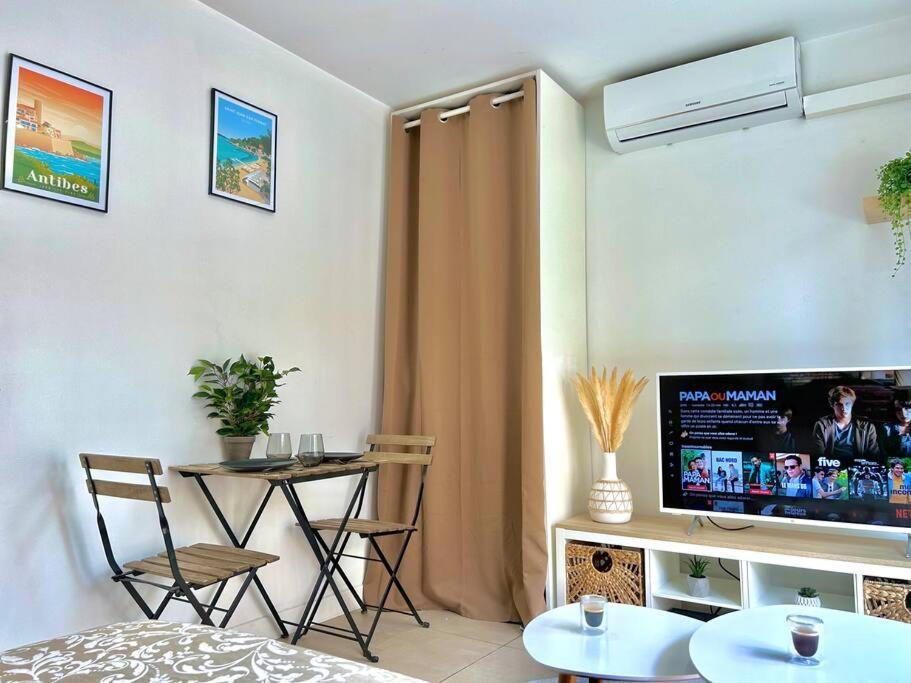 Studio Cosy Proche Plage, Parking Gratuit جوان ليه باه المظهر الخارجي الصورة